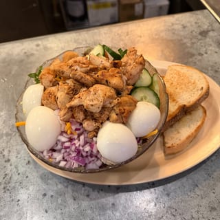 CHICKEN BITES SALAD