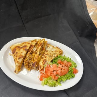 CHICKEN QUESADILLA