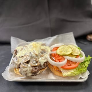 16 OZ MUSHROOM SWISS BURGER